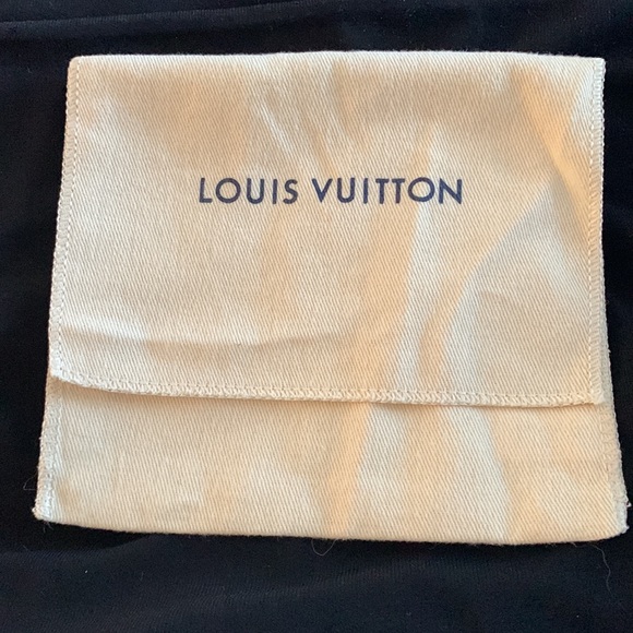 Authentic New Louis Vuitton Dust/Cover Bag sz 6/5.5 - Picture 3 of 3
